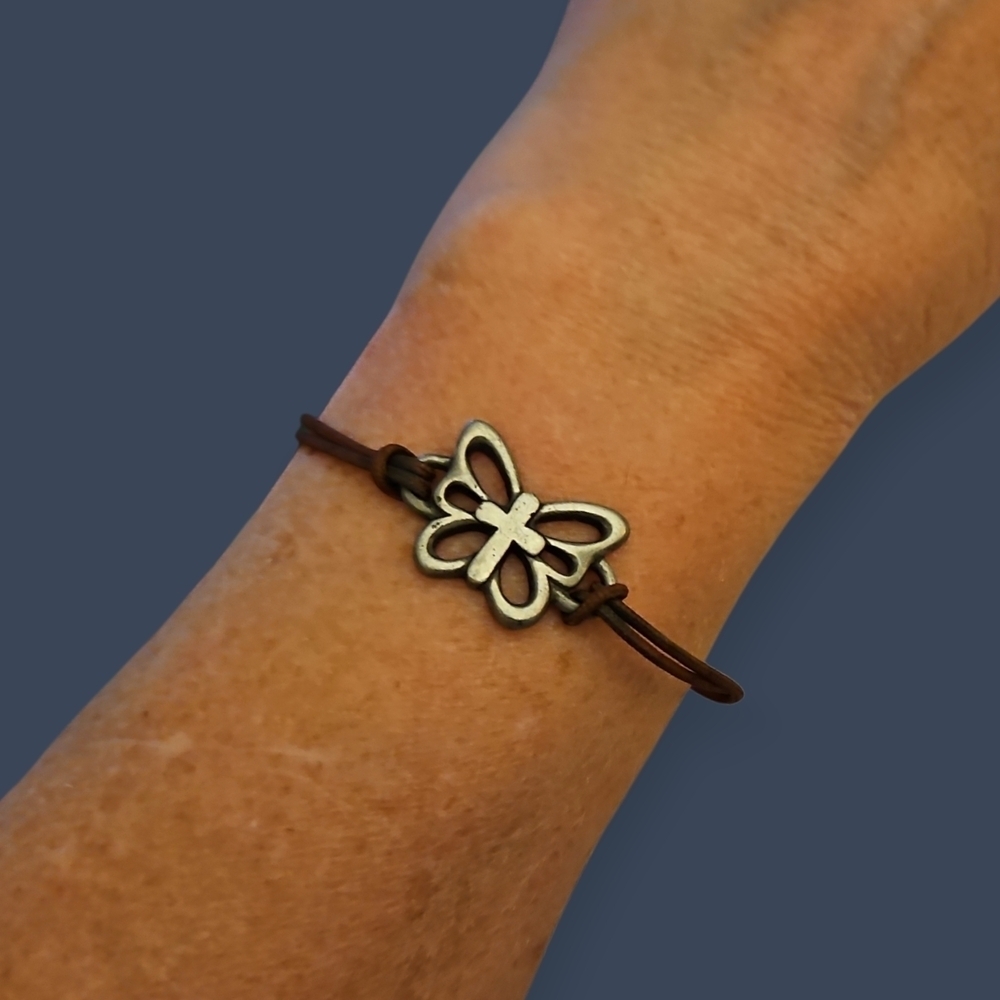 Vtg BSD Silvertone Cross Butterfly Scripture 2 Cor. 5:17 Leather Bracelet